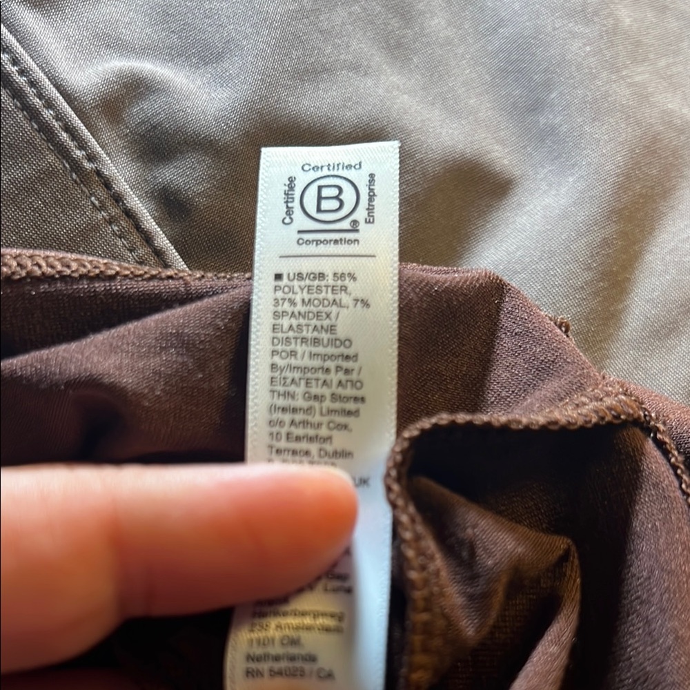 Athleta NWT Brown Ruched Long Sleeve Crop Top - Picture 6 of 8